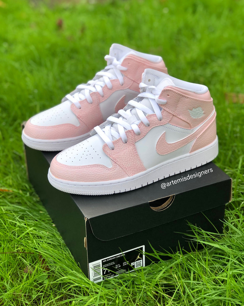 Air shops jordan one pastel