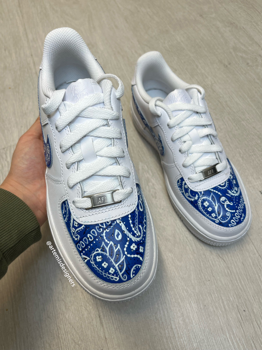 Blue bandana nikes on sale