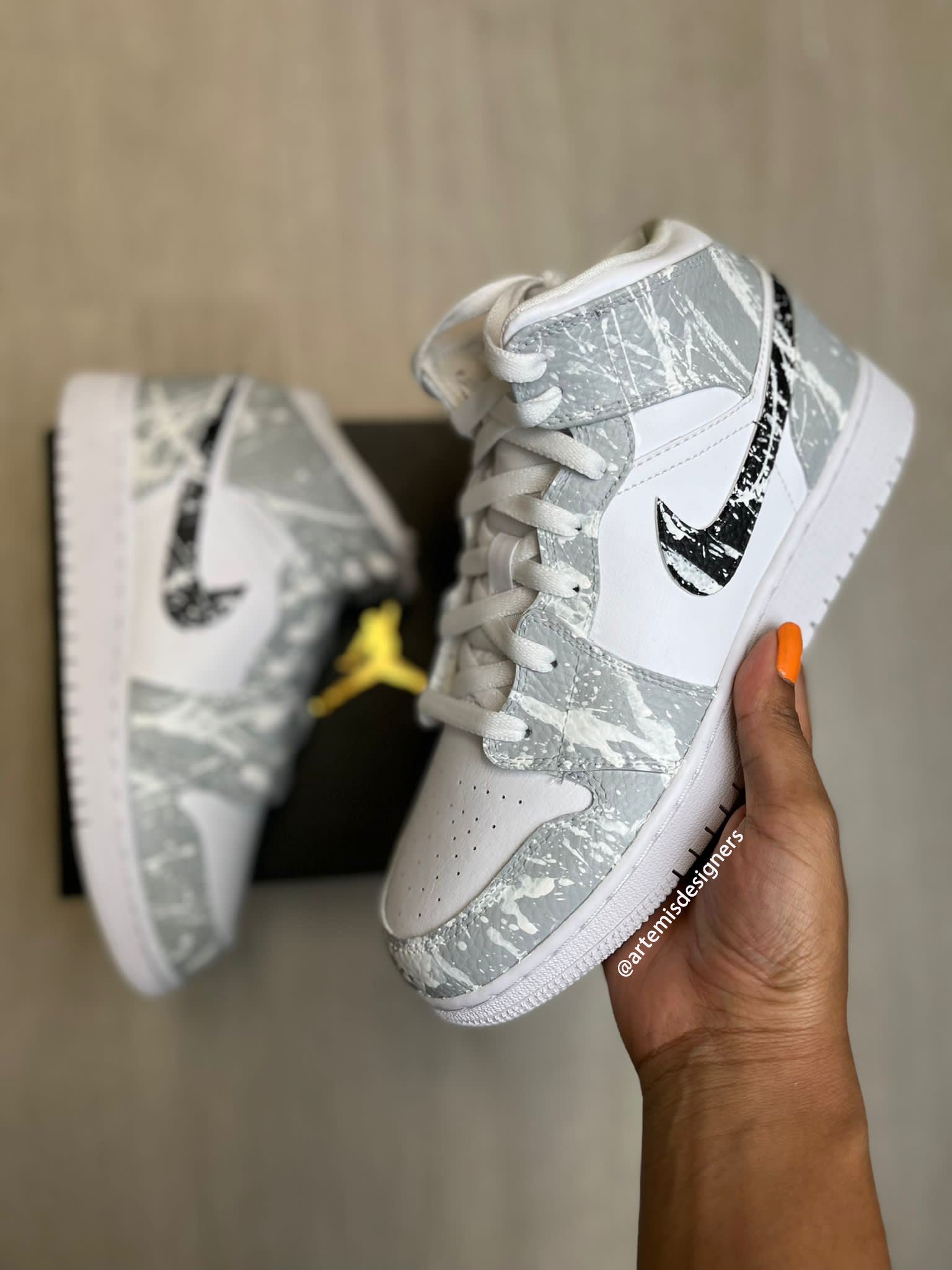 Jordan 1 Custom - Splash – Artemis Designers